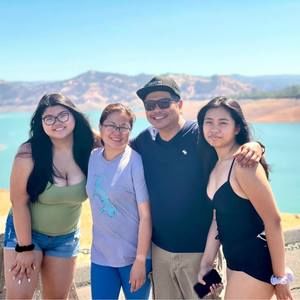 Meet your Posher, Benedicto